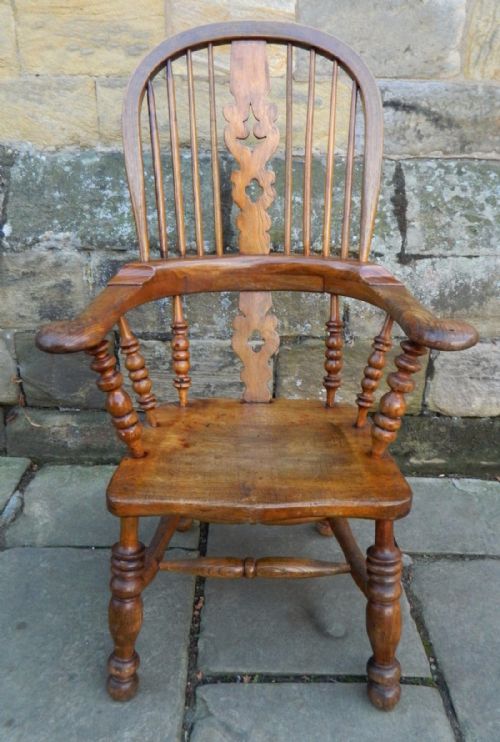 Ash Broad Arm Windsor Chair