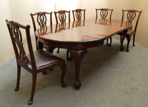 Mahogany Extending Dining Table
