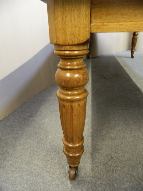 fig 2. oak extending dining table & 8 chairs