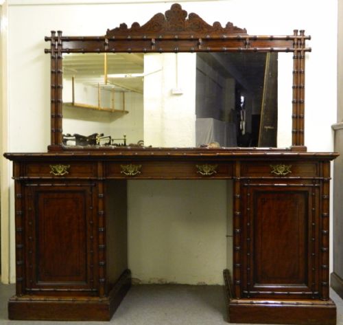 Fine Quality Mahogany Sideboard