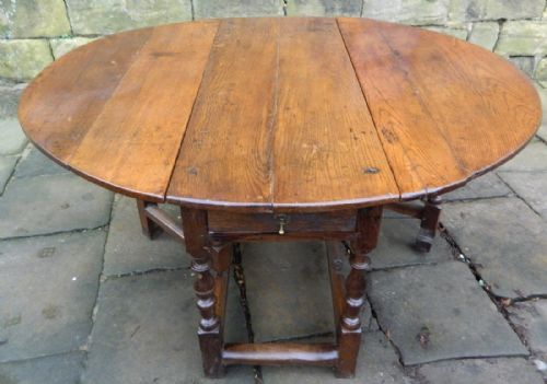 Early Oak Gate Leg Table