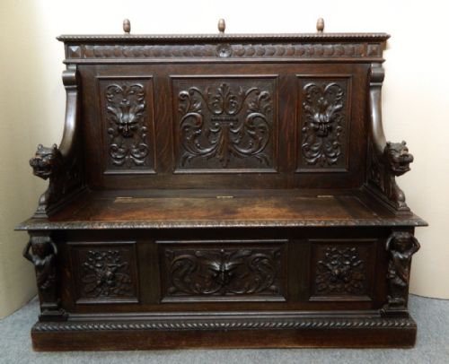 Green Man Carved Oak Settle / Bench