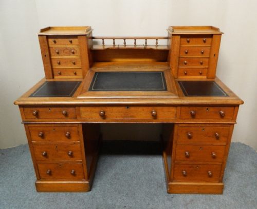 Victorian Oak Dickens Style Desk