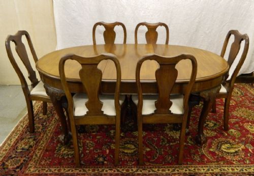 Mahogany Dining Table & Six Chairs