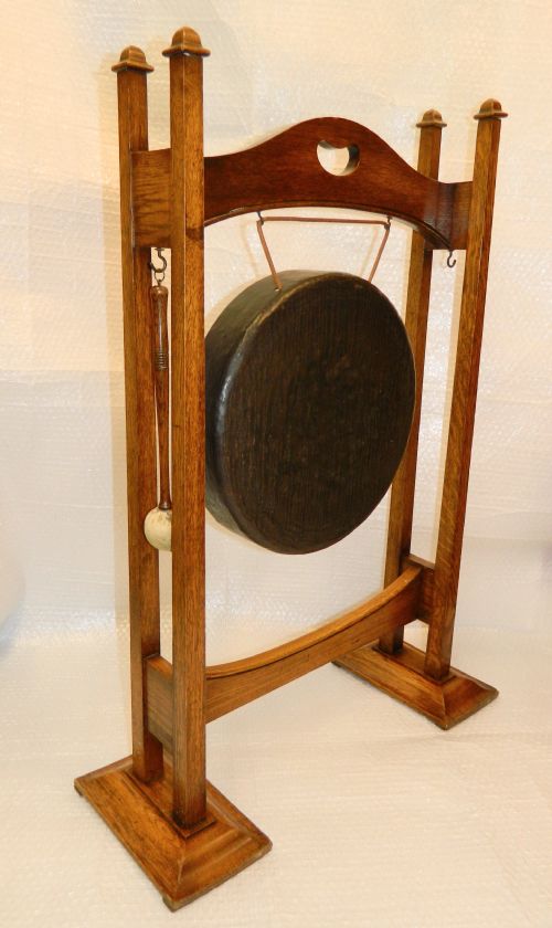 Arts & Crafts Oak Dinner Gong
