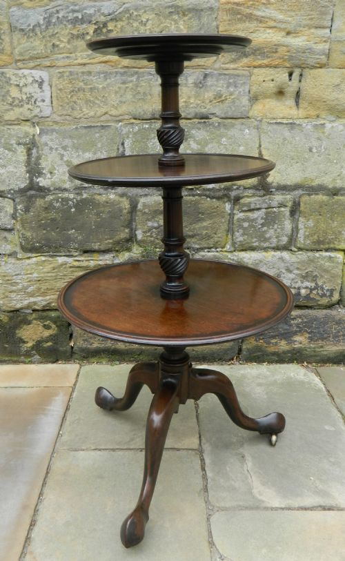 Georgian Mahogany Dumb Waiter