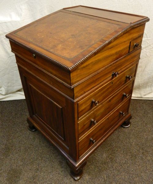 Rosewood Davenport