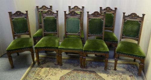 Set of 8 Oak Arts & Crafts Dining Chairs