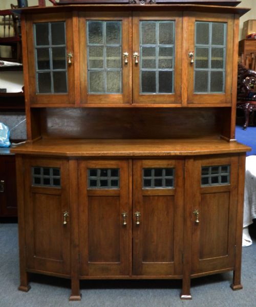 Arts & Crafts Oak Sideboard / Dresser