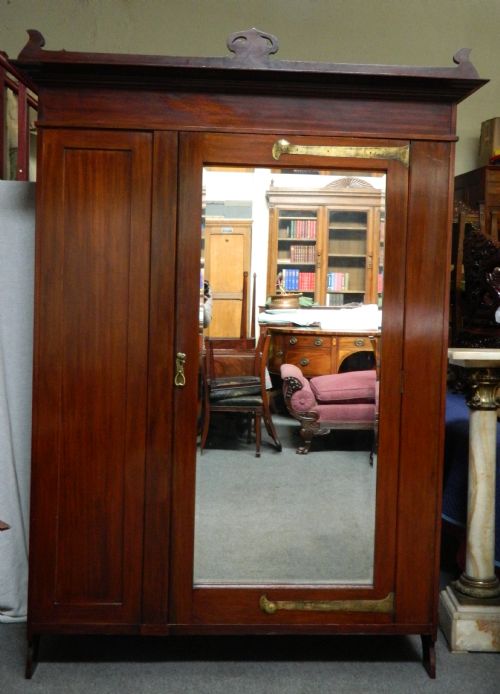 fig 1. Arts & Crafts bedroom suite