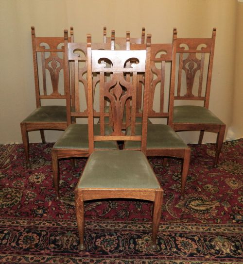 Set of 6 Oak Arts & Crafts Dining Chairs