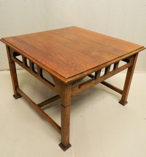 Arts & Crafts Oak Coffee Table