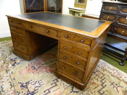 Large Oak Partners Desk