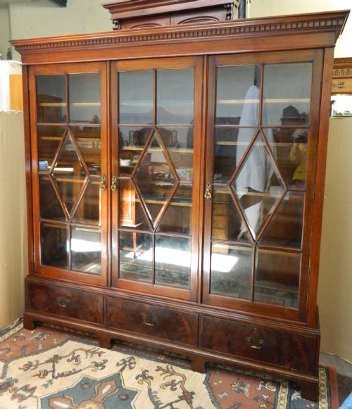 fig 1. large mahogany bookcase / display cabinet