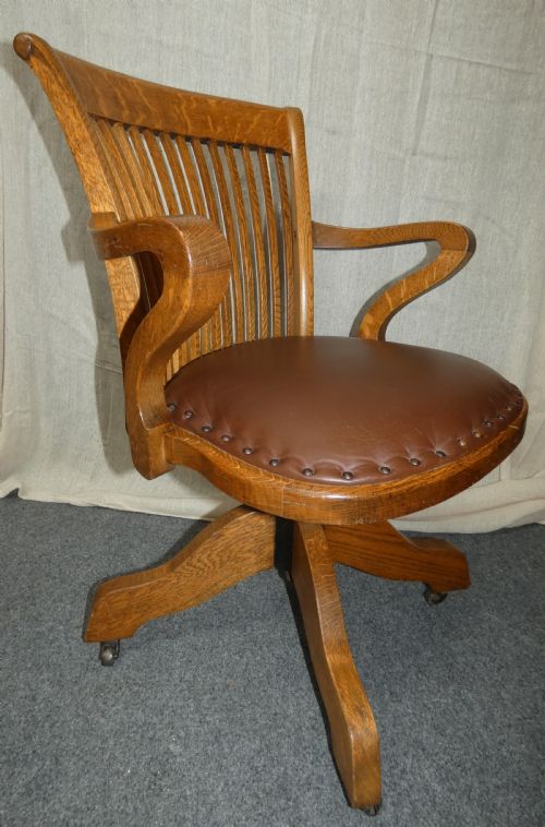 Oak Revolving Desk Chair / Swivel Desk Chair