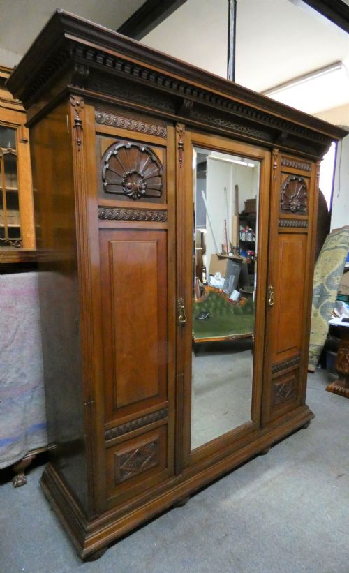 fig 1. mahogany wardrobe - Taylor & Son Edinburgh