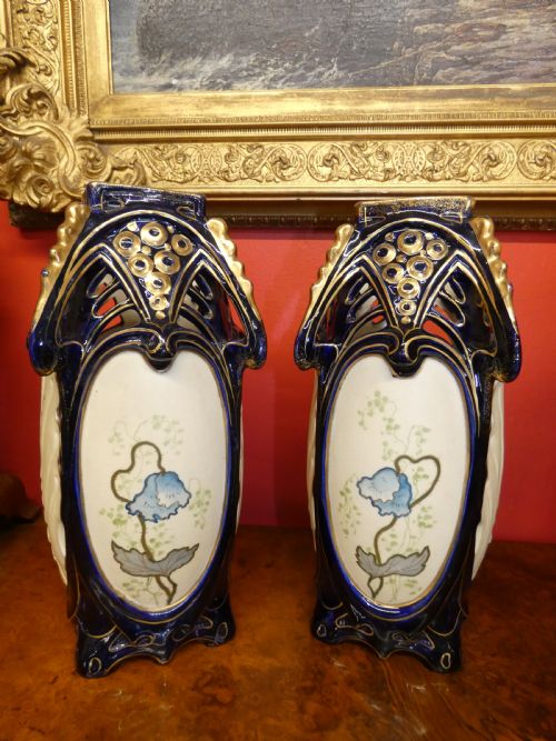PAIR OF ART NOUVEAU VIENNA VASES ERNST WAHLISS - ADDITIONAL PHOTO 4