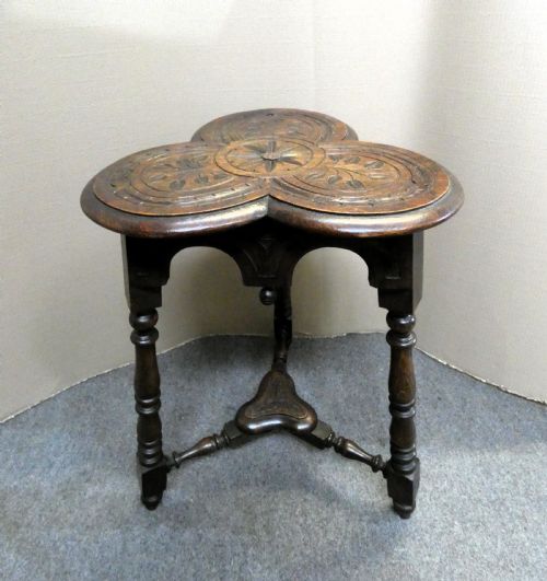 ARTS CRAFTS OAK TREFOIL TABLE - ADDITIONAL PHOTO 2