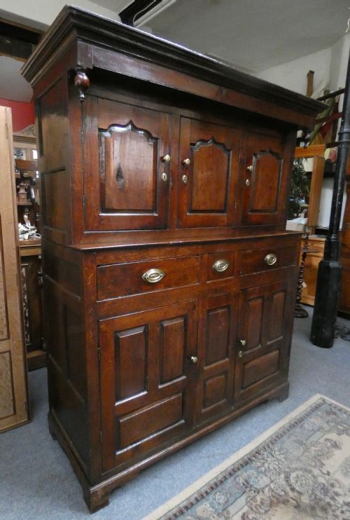 WELSH OAK CUPBOARD DEUDDARN - ADDITIONAL PHOTO 2