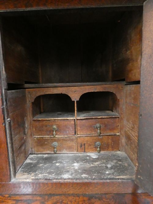 WELSH OAK CUPBOARD DEUDDARN - ADDITIONAL PHOTO 3