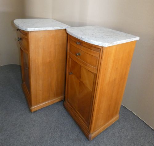 PAIR OF SATINWOOD BEDSIDE CABINETS - ADDITIONAL PHOTO 6