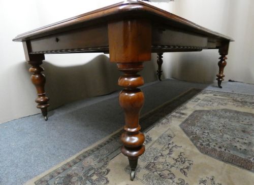 MAHOGANY DINING TABLE SEATS UP TO 10 - ADDITIONAL PHOTO 4