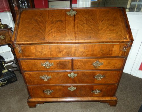GEORGE 11 WALNUT BUREAU - ADDITIONAL PHOTO 2
