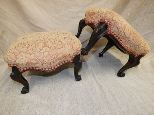 PAIR OF FOOTSTOOLS - ADDITIONAL PHOTO 1