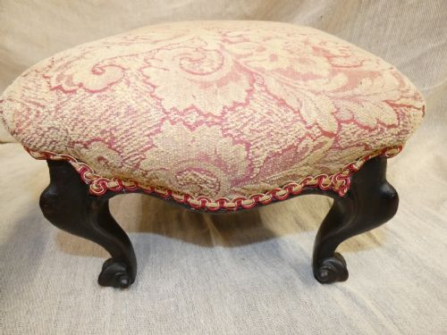 PAIR OF FOOTSTOOLS - ADDITIONAL PHOTO 3