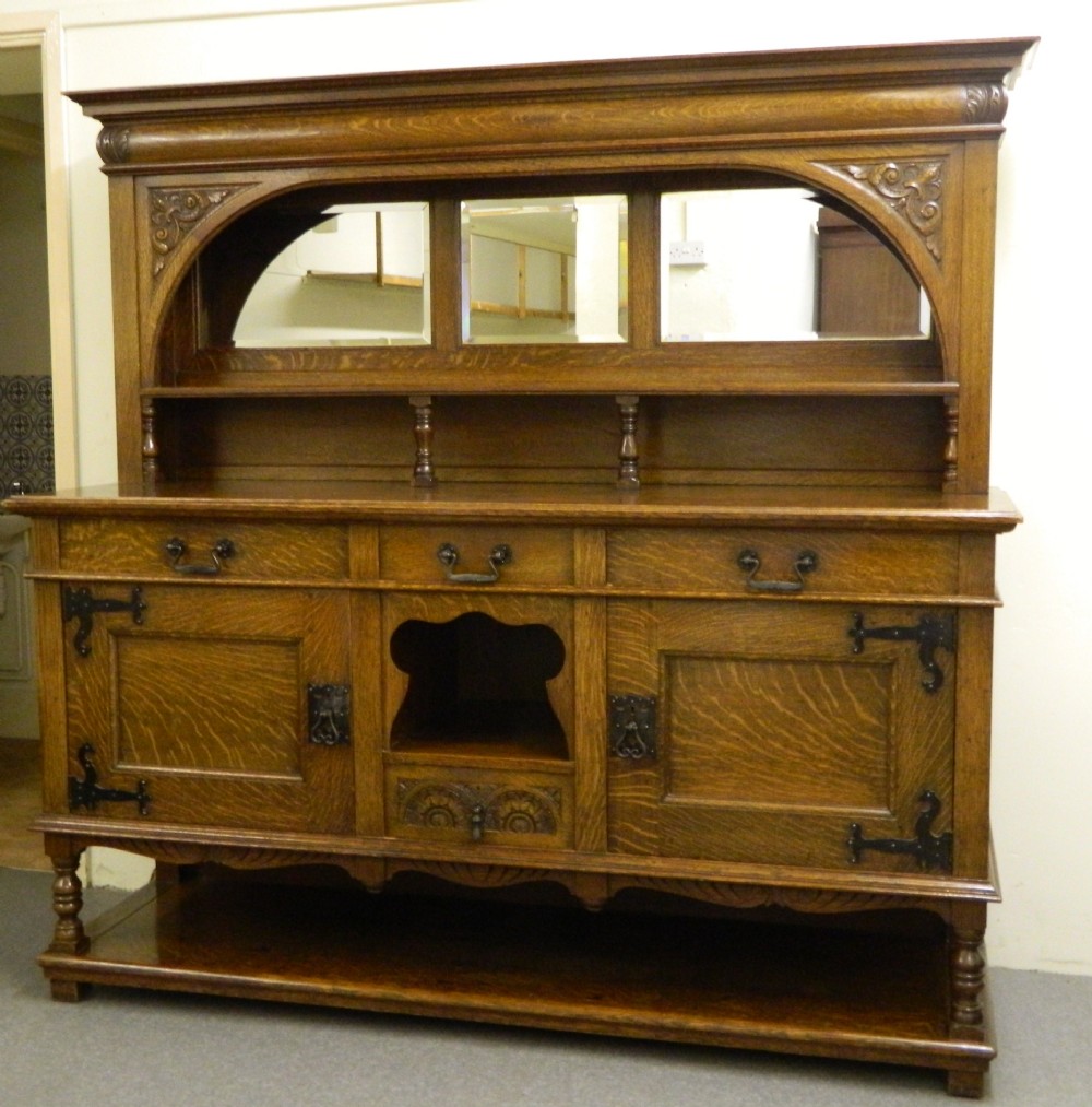 oak arts & crafts sideboard
