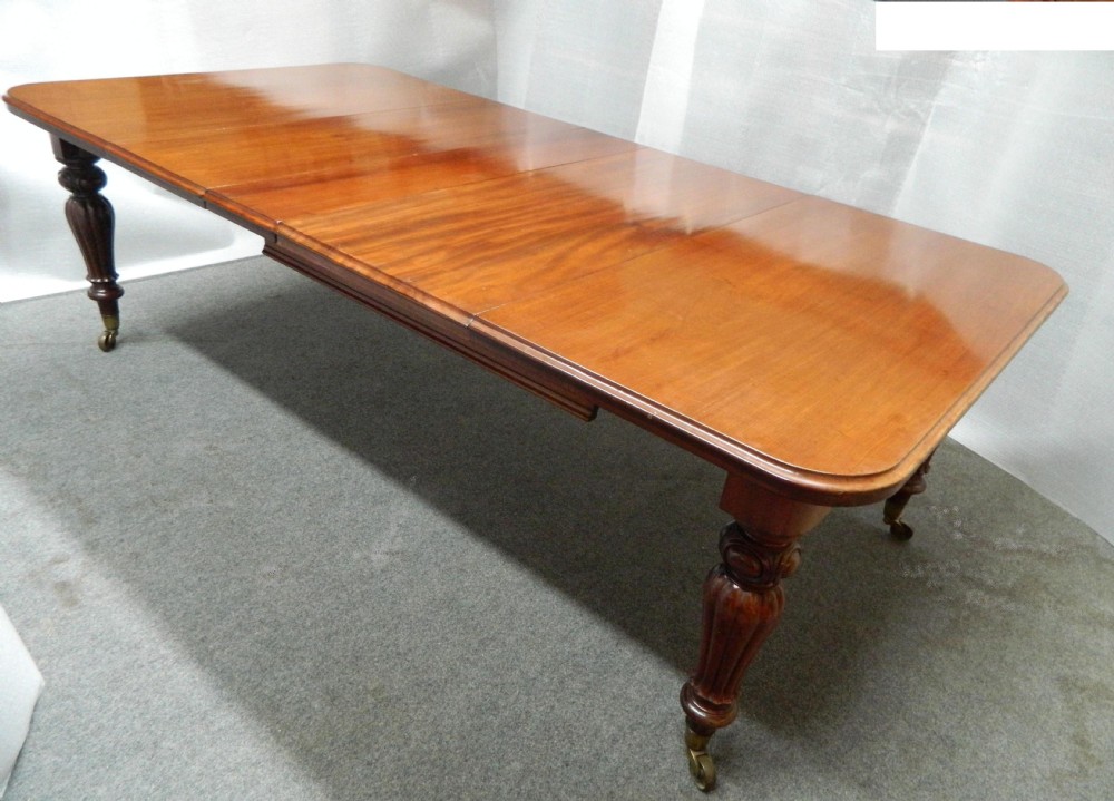 mahogany extending dining table