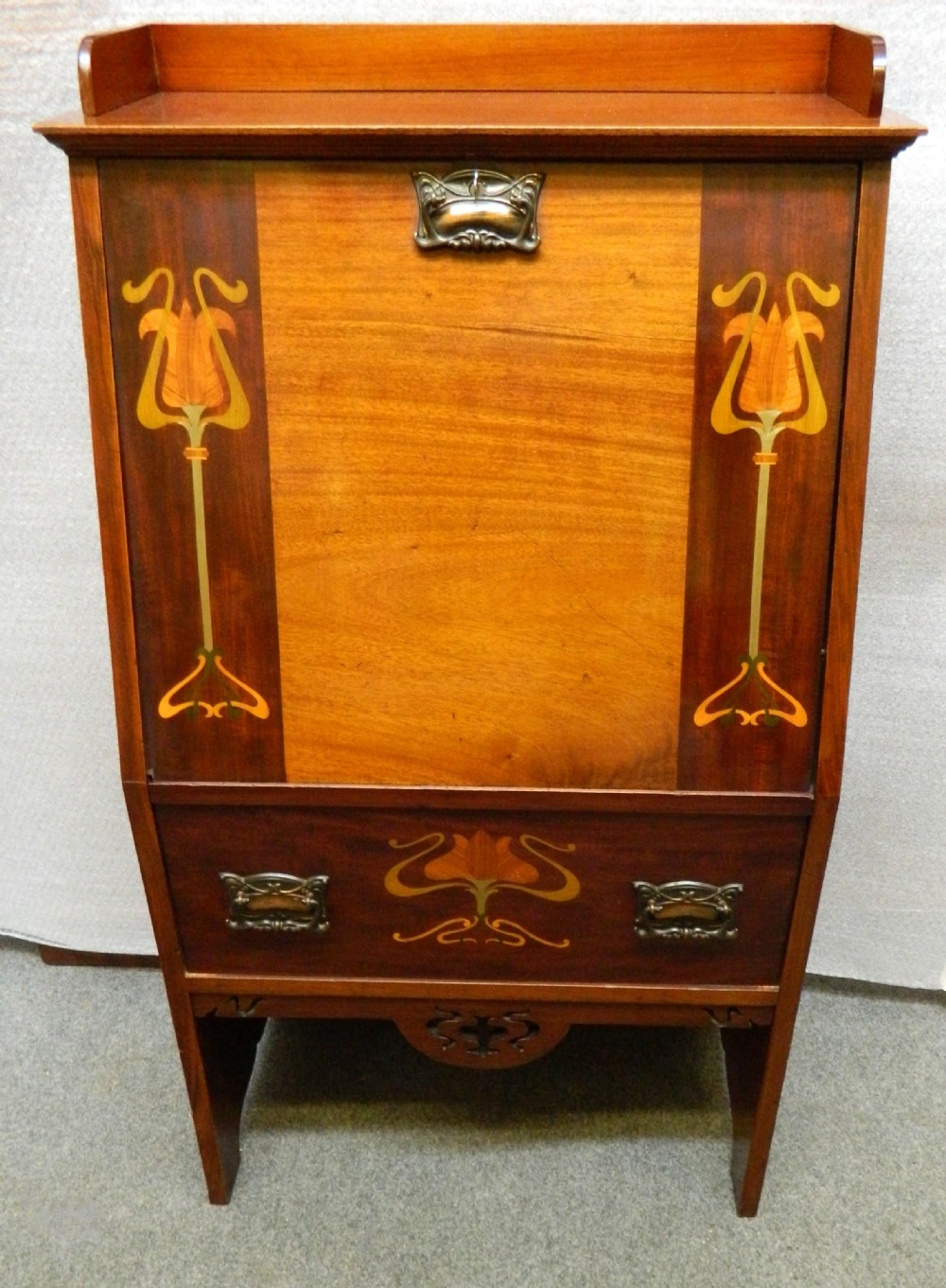 art nouveau drinks cabinet