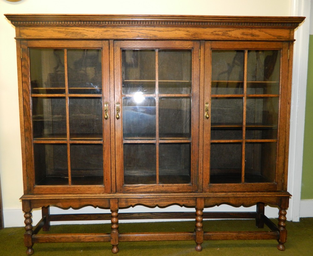 oak bookcase