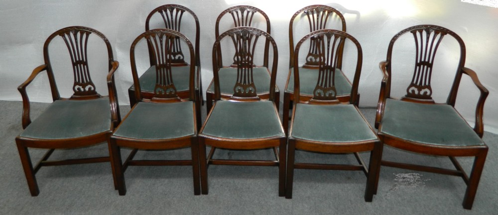 set of 8 mahogany hepplewhite dining chairs
