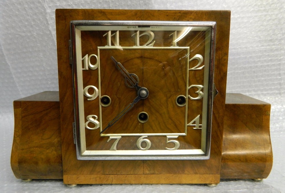 Art Deco mantel clock