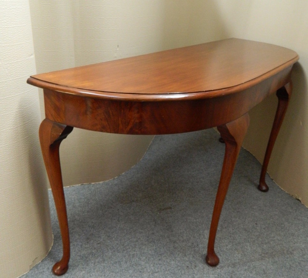 mahogany serving table  View V