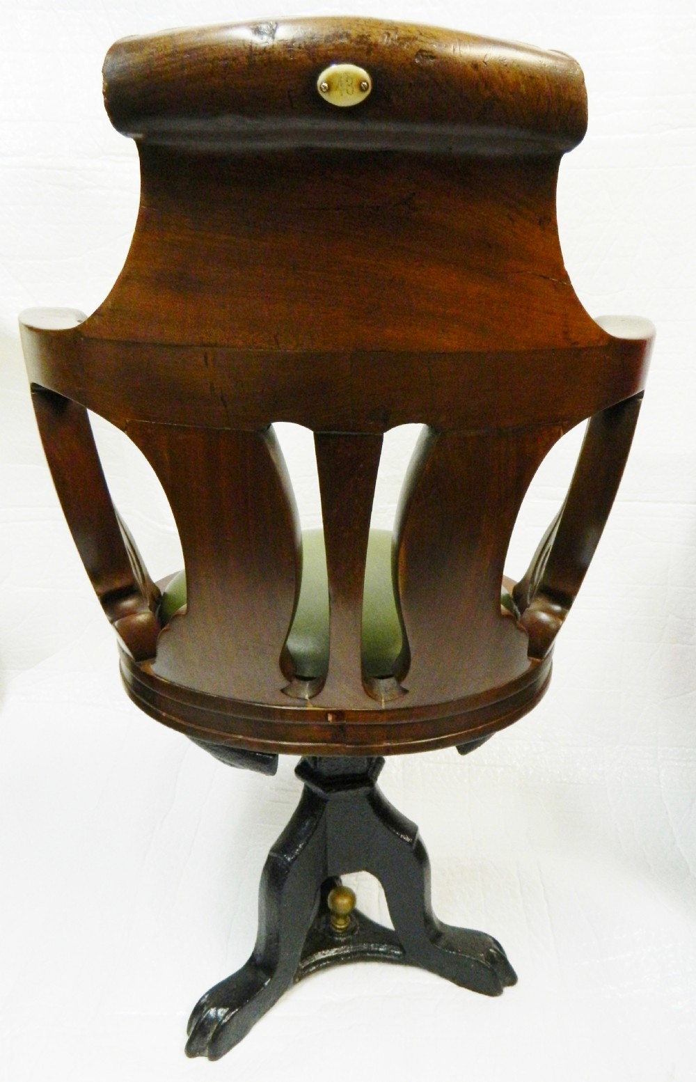 ships chair View VI