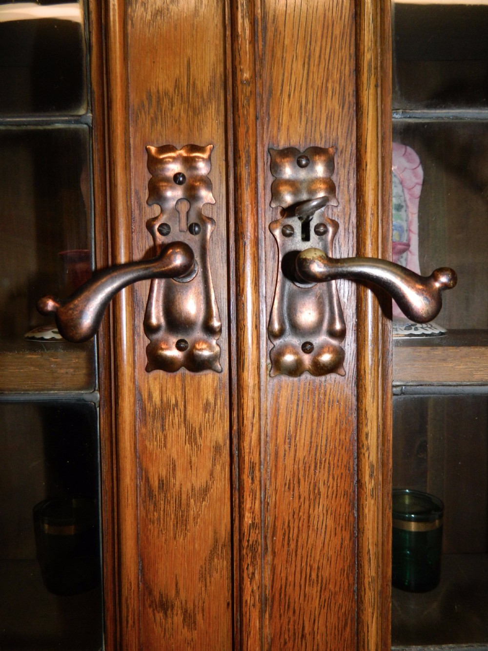 Arts & Crafts oak bookcase View VII