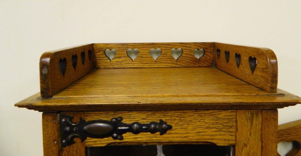 Arts & Crafts bureau bookcase View III