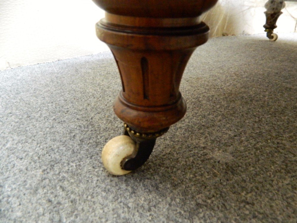 Victorian conversation seat View VI