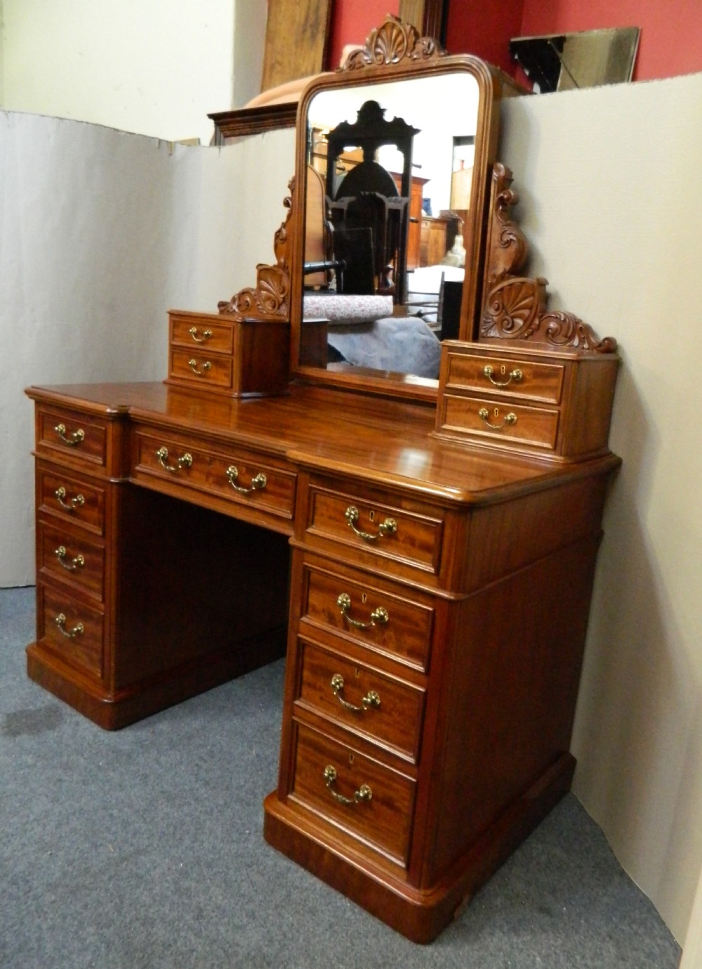 mahogany dressing table by Flashman's of Dover View V