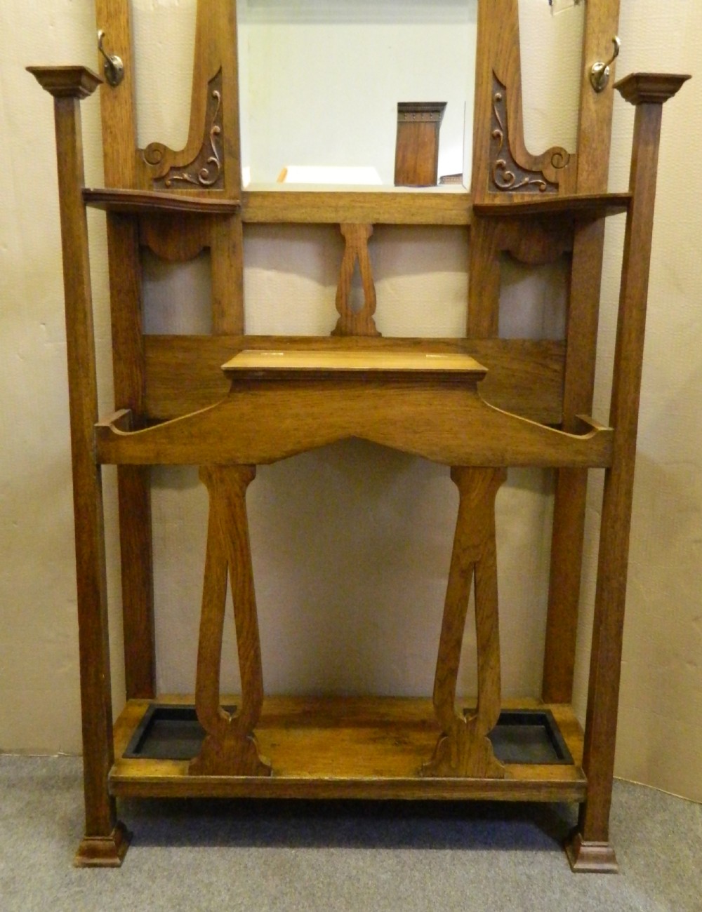 oak arts & crafts hall stand View III