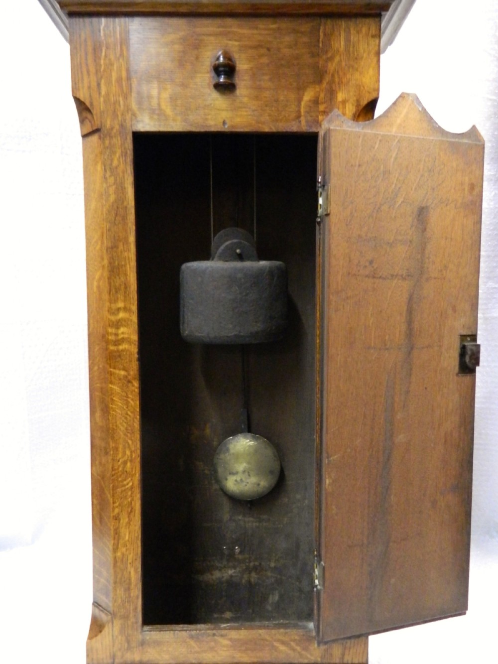 Oak tavern clock - Bosworth of Nottingham View V
