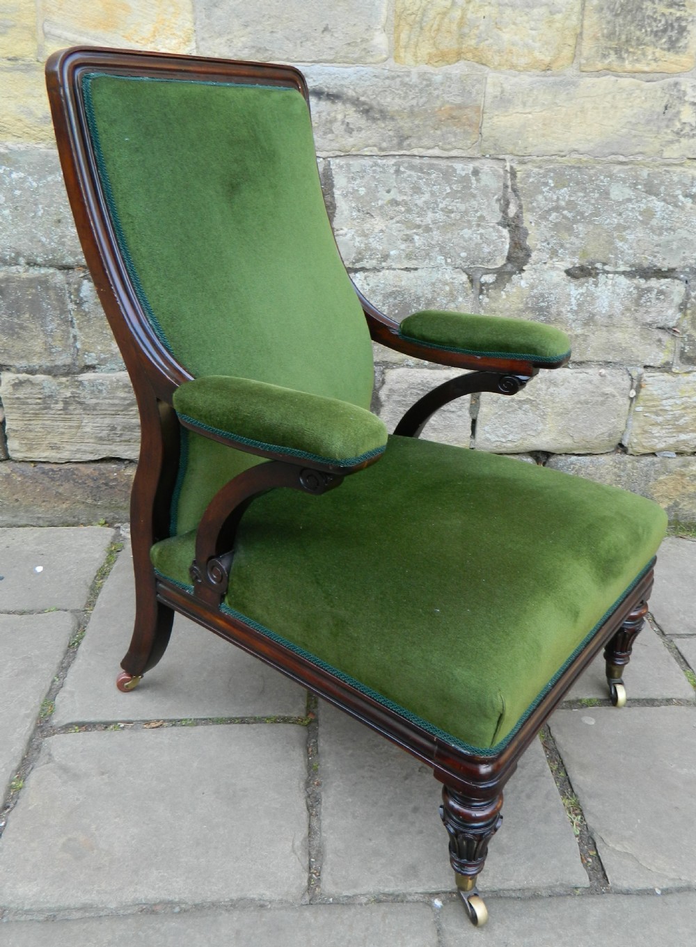 Library armchair View II