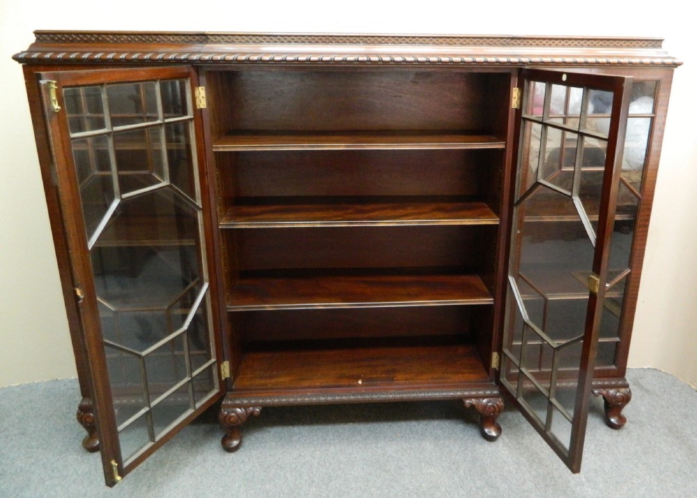 Mahogany bookcase by Wylie & Lochhead Glasgow View V