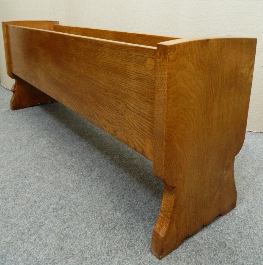 Mouseman oak planter View V