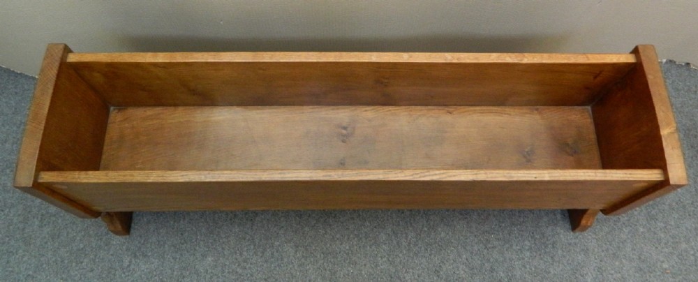 Mouseman oak planter View VI