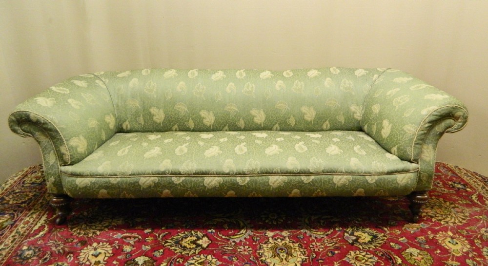 Victorian Chesterfield sofa View VI