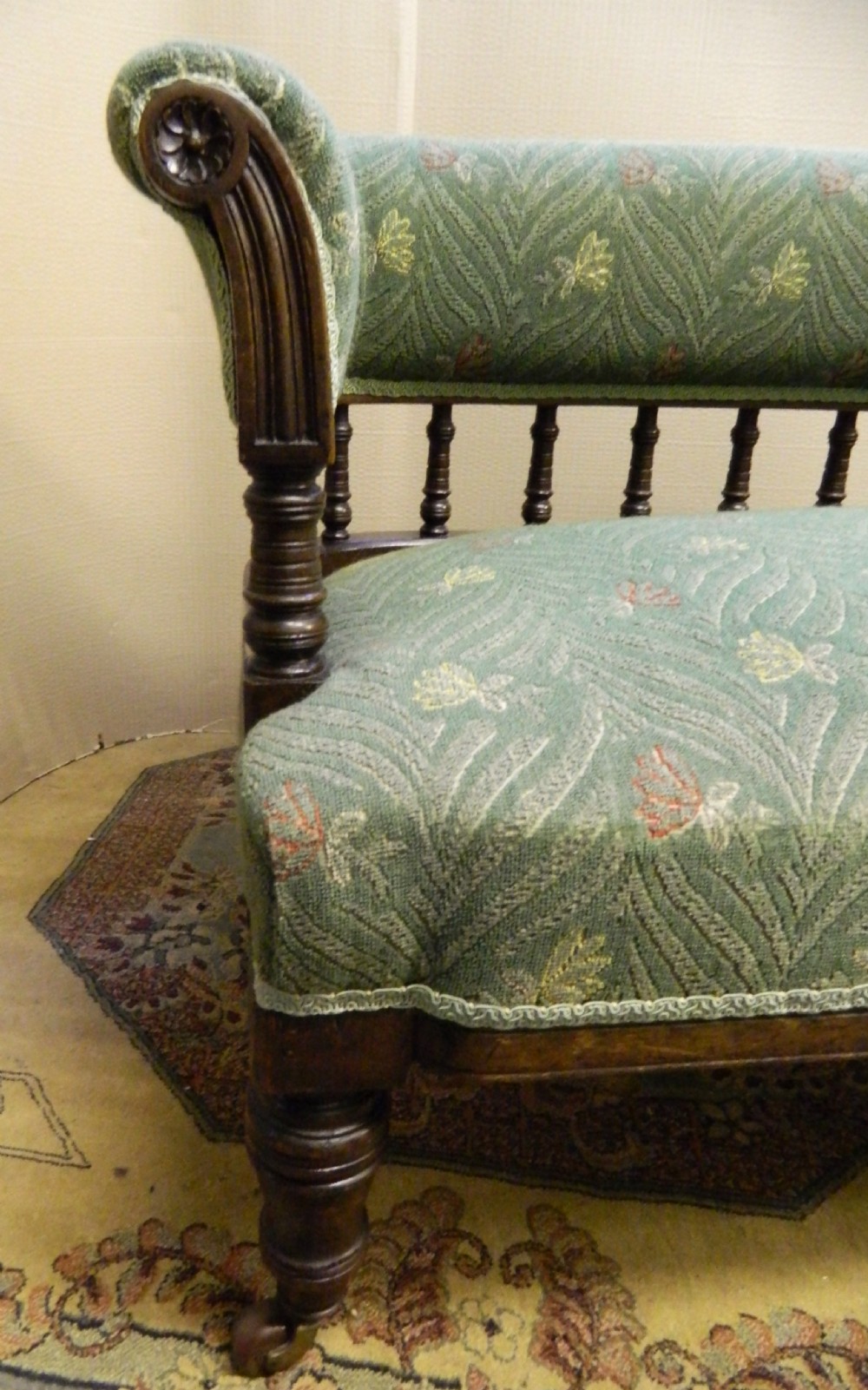 small sofa View IV