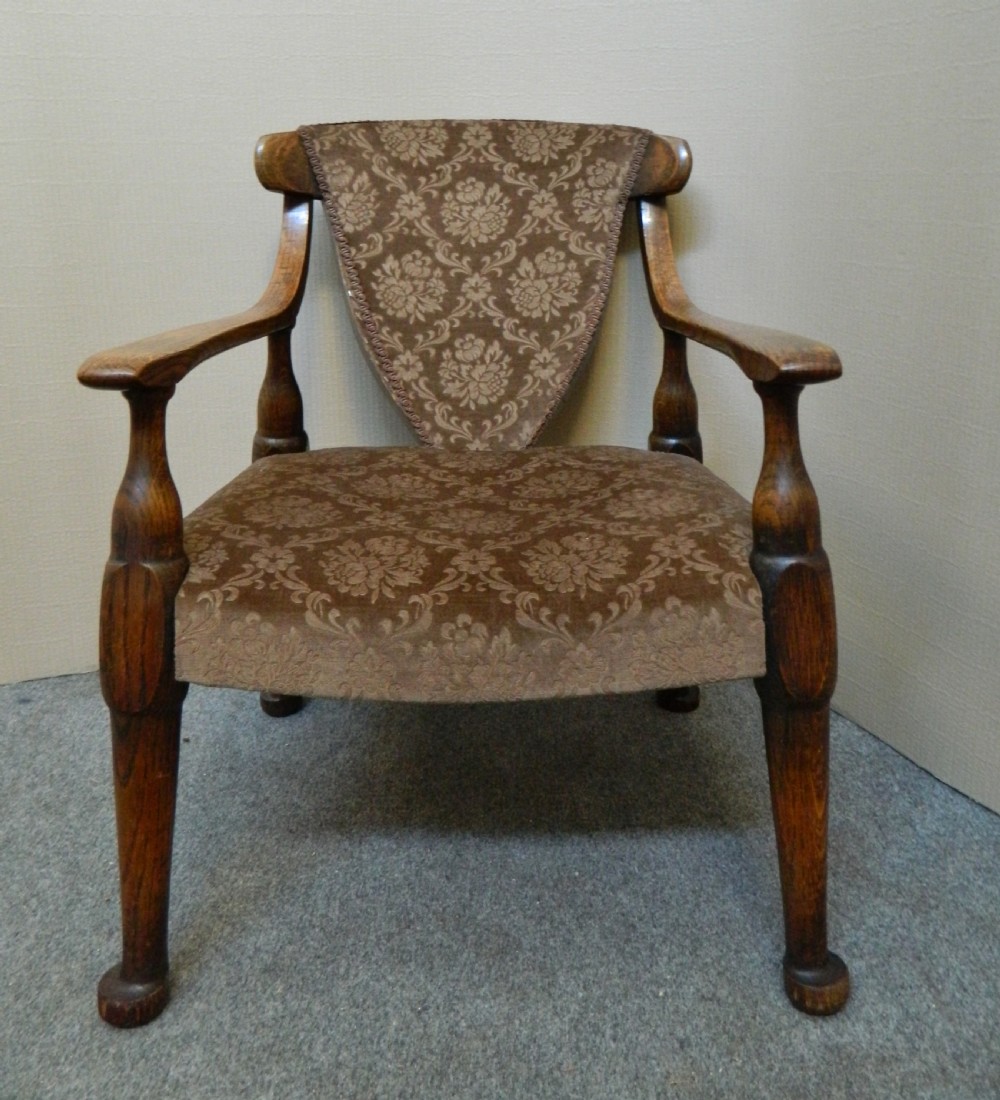 Scottish Arts & Crafts oak armchair View II